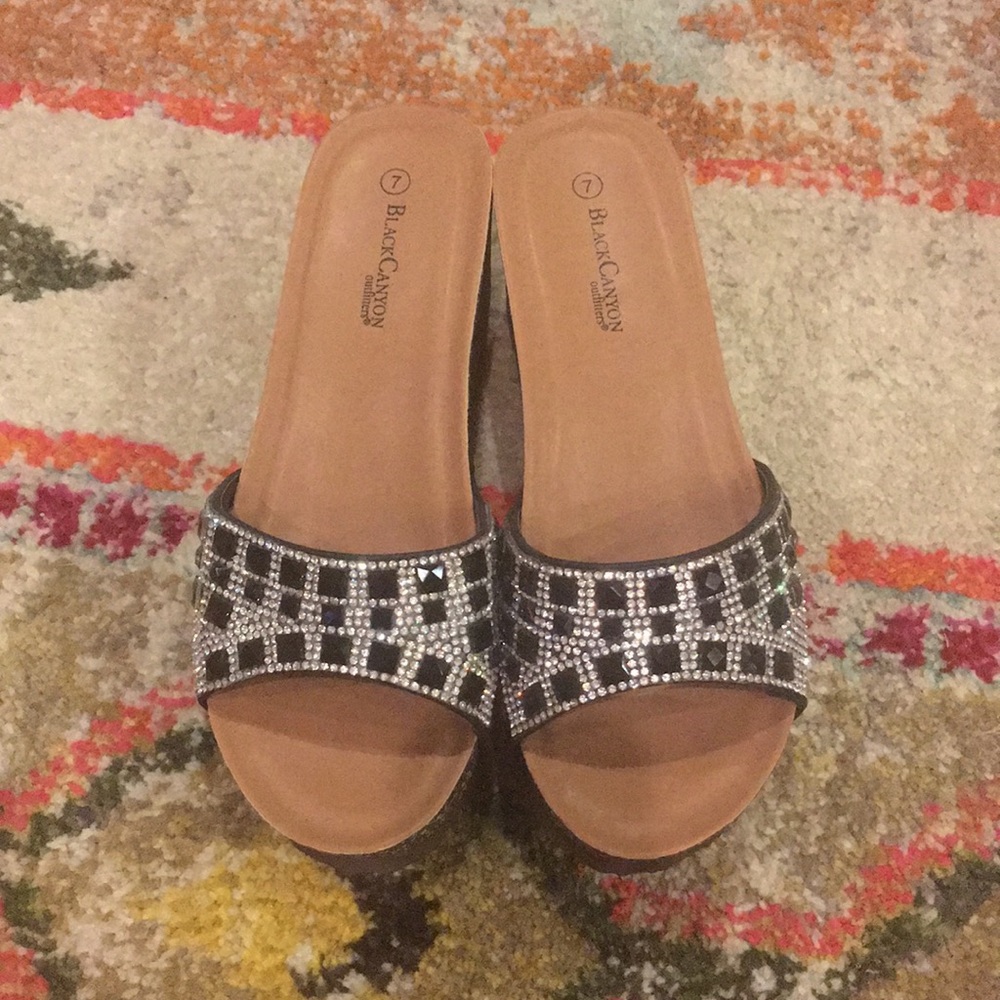 ✨Super sparkly wedge sandals ✨